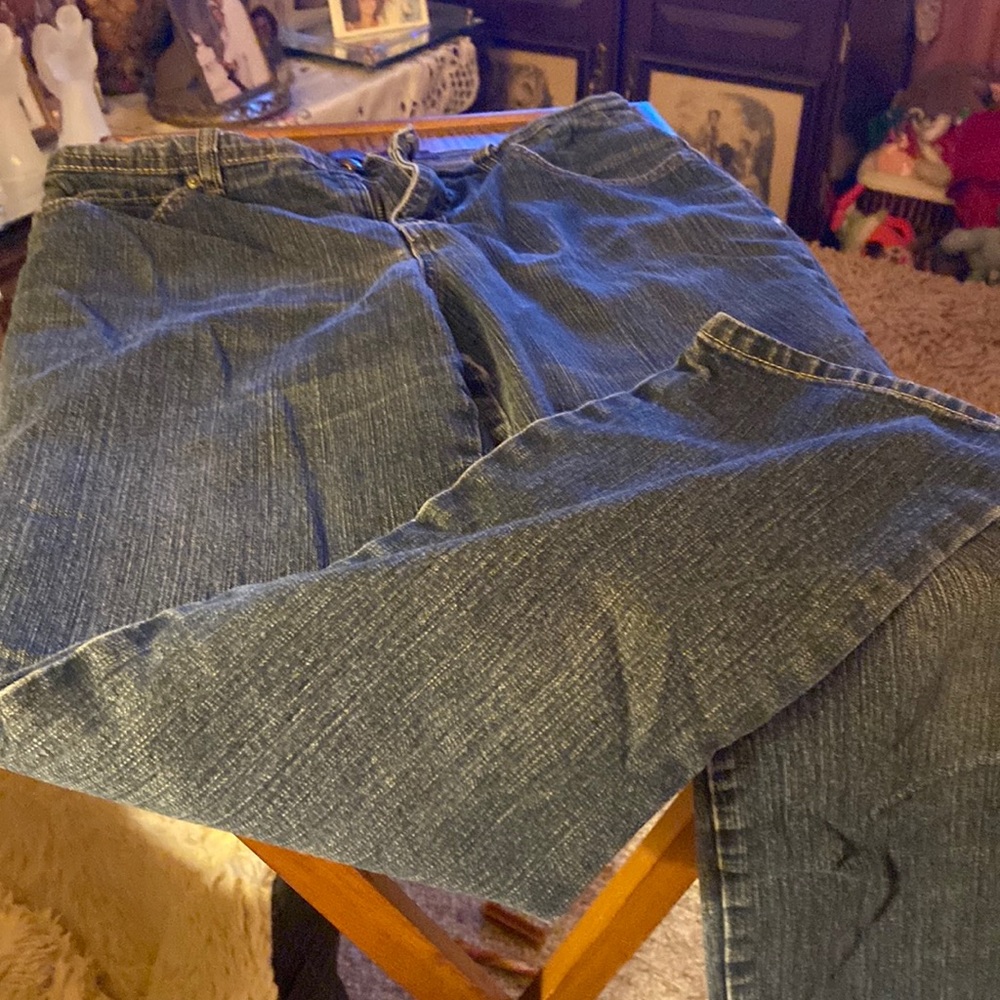 8P Gloria Vanderbilt straight leg jeans